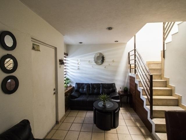 #40 - Casa para Venta en Guadalajara - JC - 2