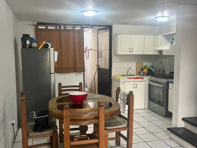 #208 - Casa para Venta en Zapopan - JC - 3