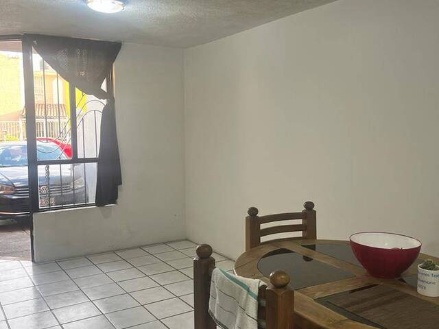 #208 - Casa para Venta en Zapopan - JC - 2