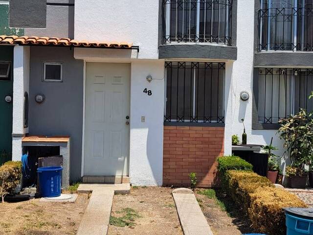 #VIVIANA - Casa para Venta en Zapopan - JC - 2