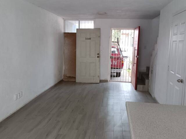 #235 - Casa para Venta en Zapopan - JC