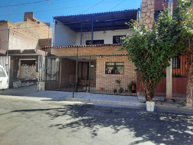 #255 - Casa para Venta en Guadalajara - JC - 1