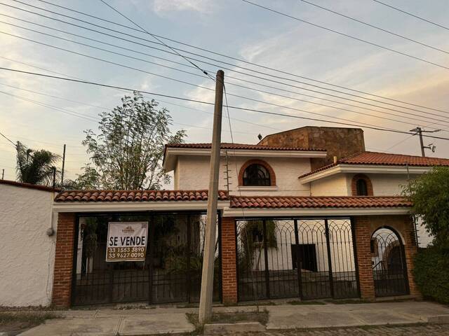 #267 - Casa para Venta en Tlajomulco de Zúñiga - JC - 2